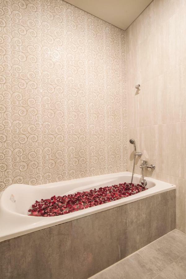 Villa Pungutan Paradise ซานูร์ ภายนอก รูปภาพ